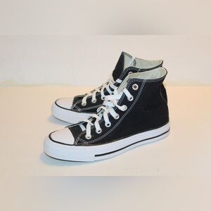 Converse Chuck Taylor All Star High Top Shoes Size Women’s 6.5